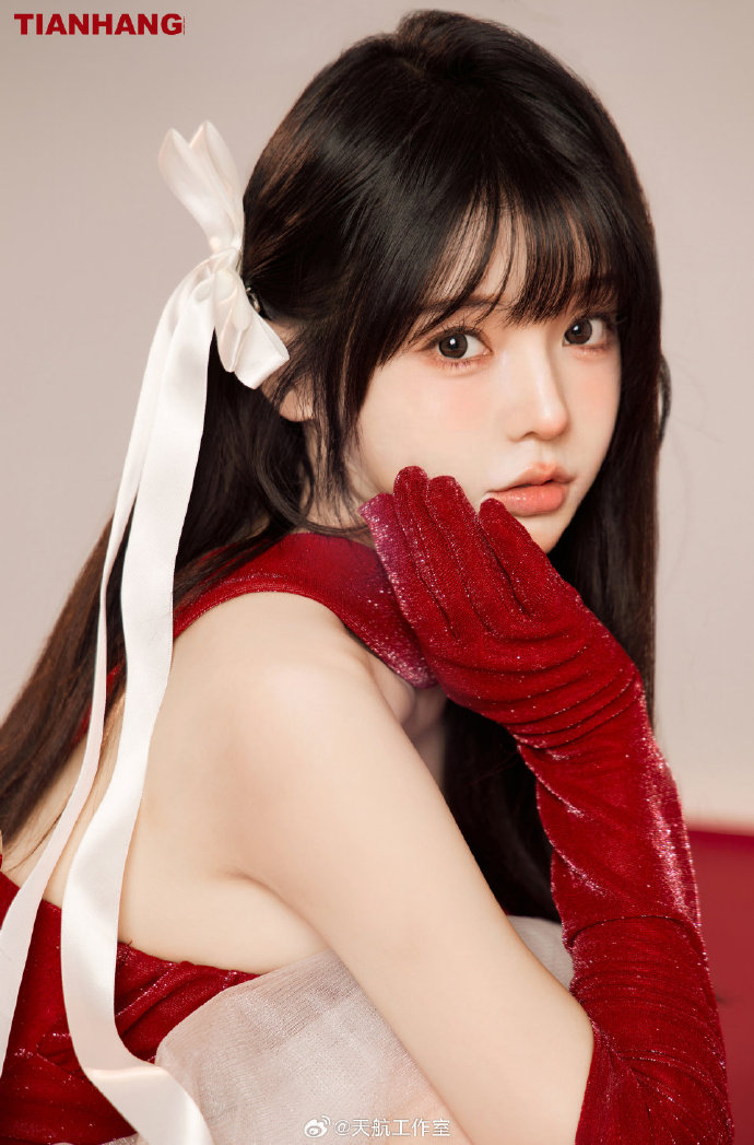 假面女郎 封面